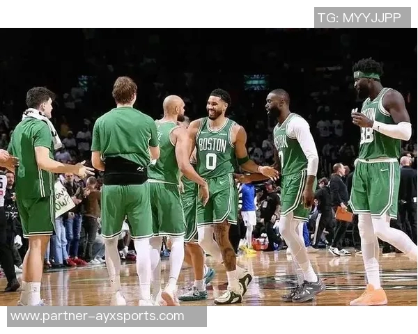 骑士队与波士顿凯尔特人激战正酣谁能在季后赛中笑到最后